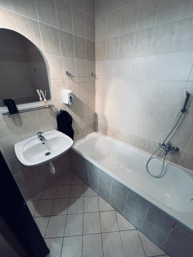 Hotel Kras Rožňava Exterior foto